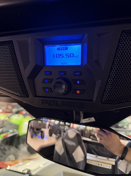 Polaris General 1000 (ABS) Traktor B Begagnad 12 of 14