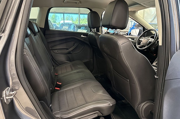 Ford Kuga 19 of 23