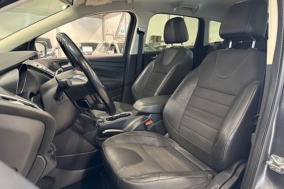 Ford Kuga 17 of 23