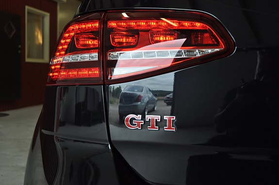 Volkswagen Golf I 11 of 30