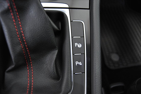 Volkswagen Golf I 24 of 30