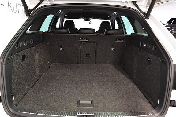 Skoda Superb 5 of 11
