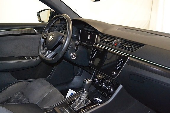 Skoda Superb 7 of 11