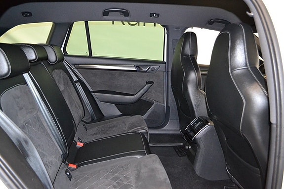 Skoda Superb 10 of 11