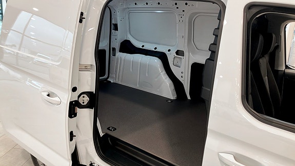 Ford Transit Connect 5 of 14