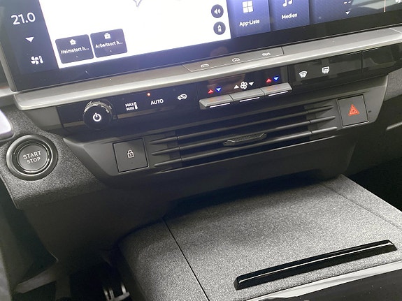 Opel Grandland X 12 of 19