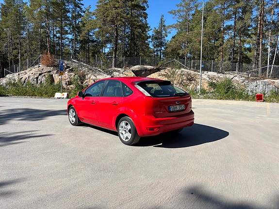 Ford Focus 5 of 10