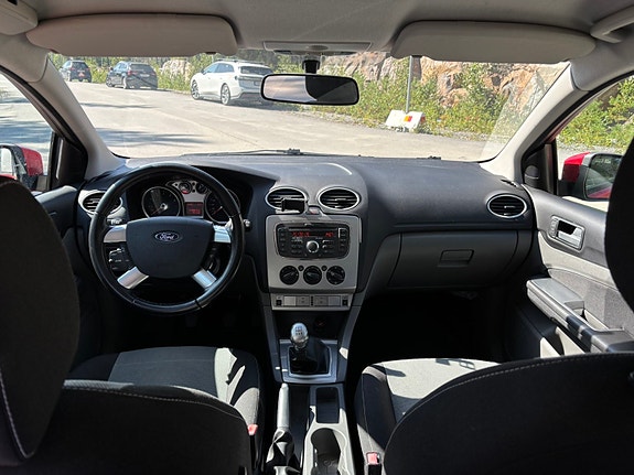 Ford Focus 7 of 10