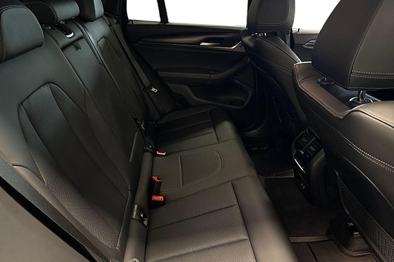 BMW X3 7 of 17