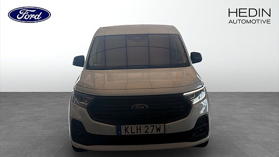 Ford Transit Connect 8 of 12