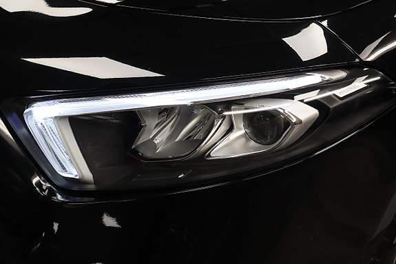 Mercedes-Benz A180 8 of 21