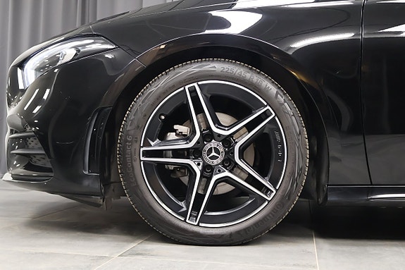 Mercedes-Benz A180 5 of 21