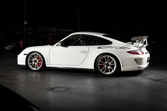 Porsche 911 3 of 27