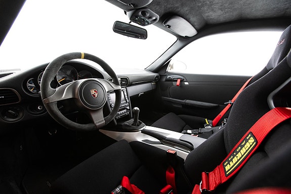 Porsche 911 10 of 27