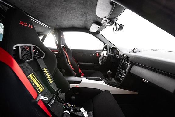 Porsche 911 13 of 27