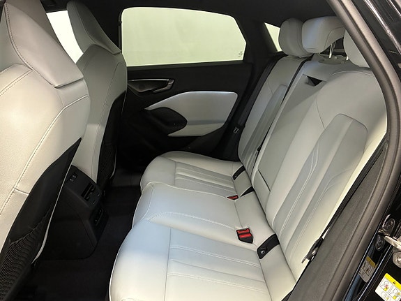 Audi A5 10 of 13