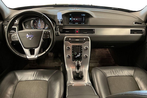 Volvo V70 11 of 27