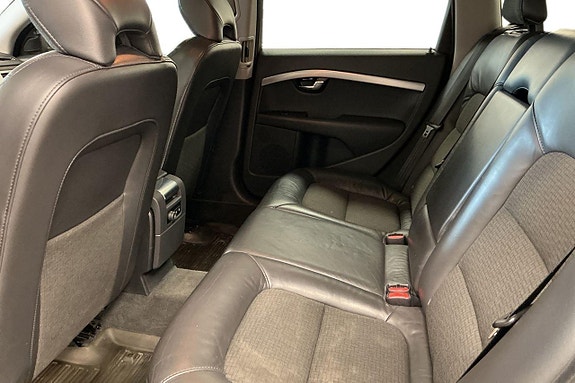 Volvo V70 23 of 27
