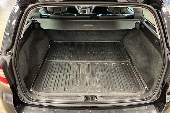 Volvo V70 24 of 27