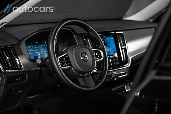 Volvo V90 Cross Country 18 of 30