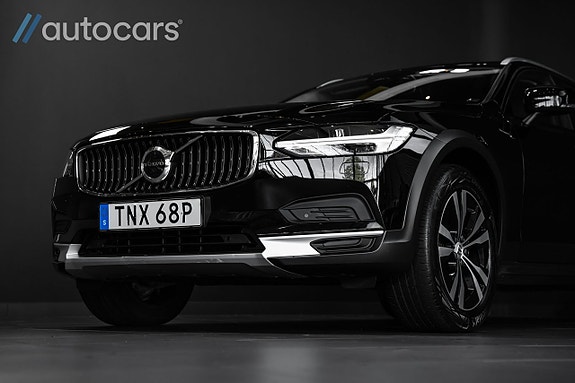 Volvo V90 Cross Country 12 of 30