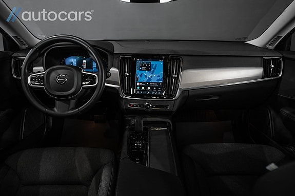 Volvo V90 Cross Country 19 of 30