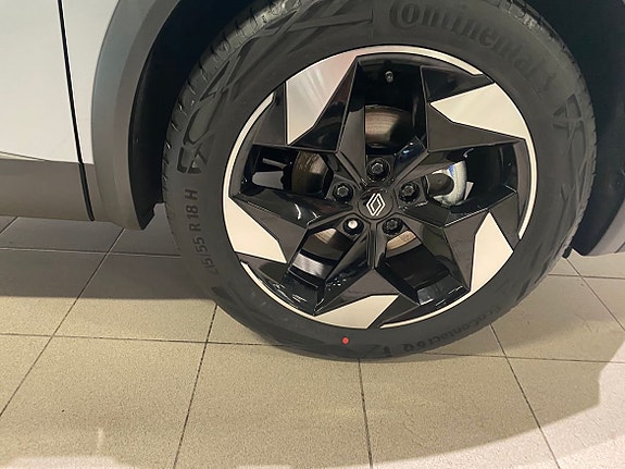 Renault Captur 5 of 17