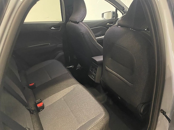 Renault Captur 6 of 17