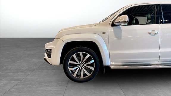 Volkswagen Amarok 9 of 13