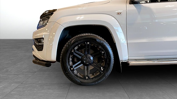 Volkswagen Amarok 9 of 13