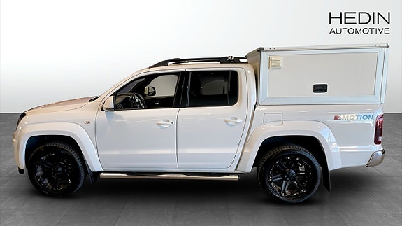 Volkswagen Amarok 6 of 13