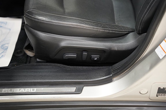 Subaru Outback 12 of 25