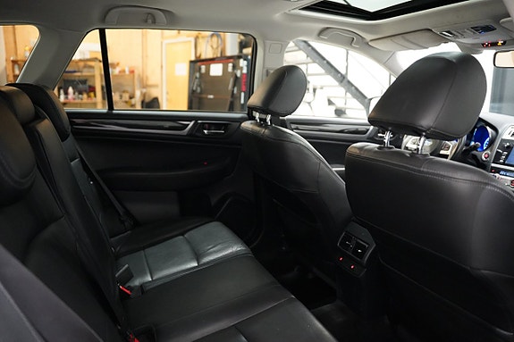 Subaru Outback 23 of 25