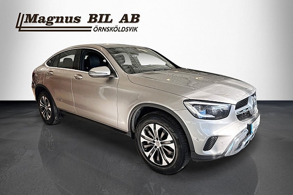 Mercedes-Benz GLC300 de 2 of 20
