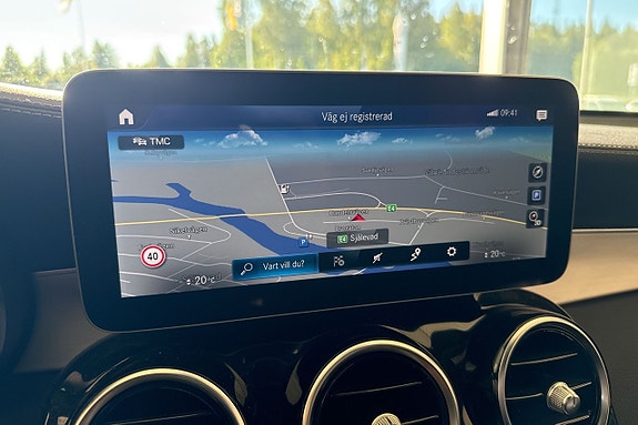 Mercedes-Benz GLC300 de 8 of 20
