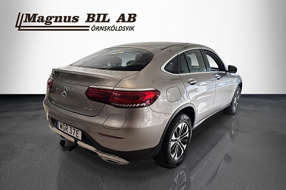 Mercedes-Benz GLC300 de 3 of 20