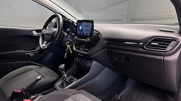 Ford Fiesta 7 of 21