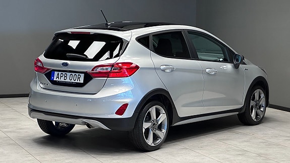 Ford Fiesta 17 of 21