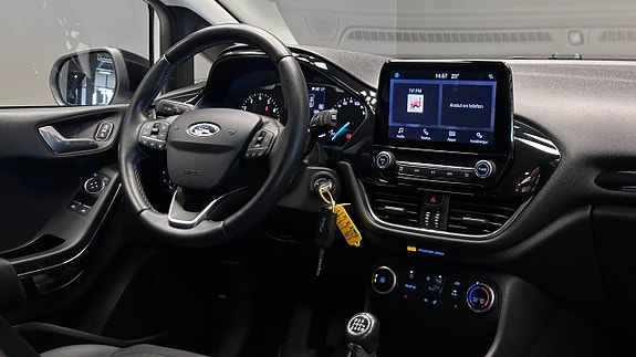Ford Fiesta 10 of 21