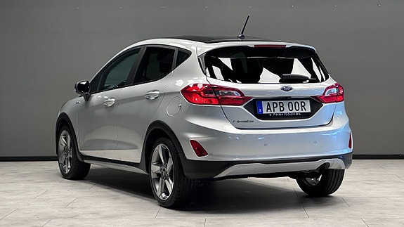 Ford Fiesta 18 of 21