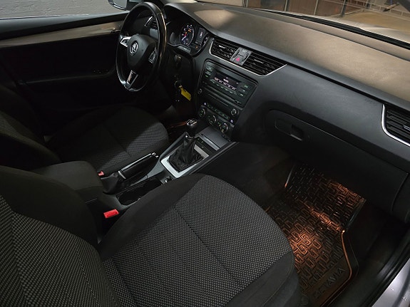 Skoda Octavia 10 of 13