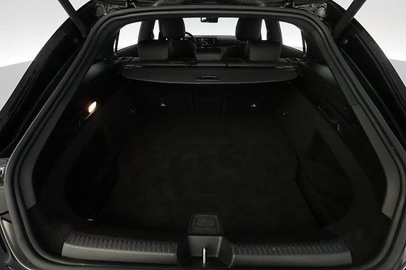 Mercedes-Benz CLA250 e 11 of 30