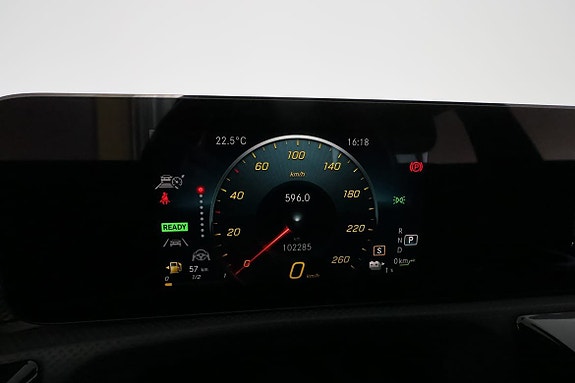 Mercedes-Benz CLA250 e 19 of 30