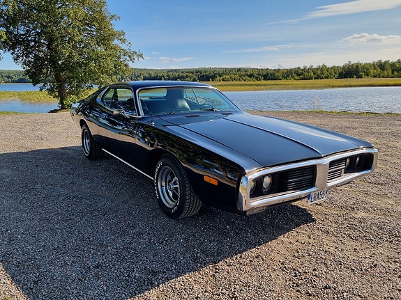 Dodge Charger 3 of 6
