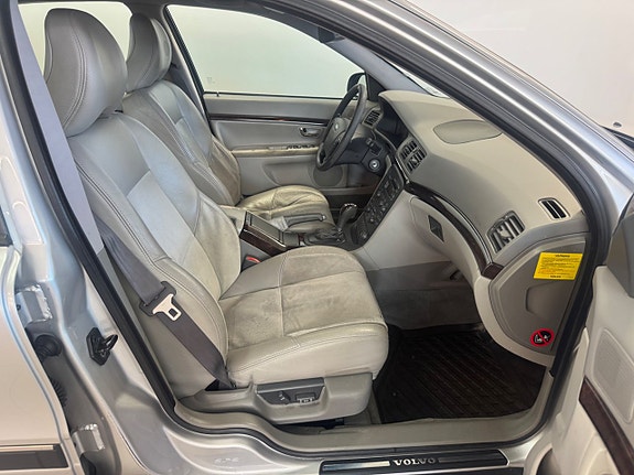 Volvo S80 13 of 14