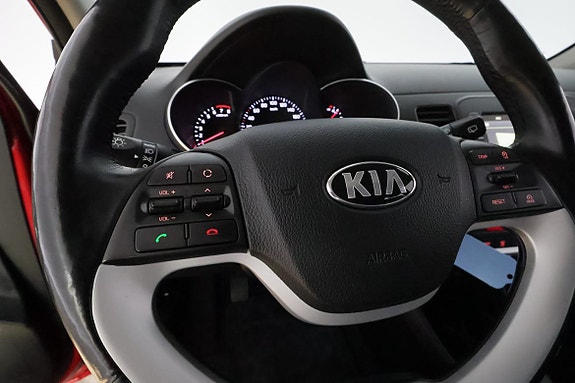 Kia Picanto 15 of 27