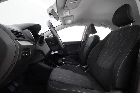 Kia Picanto 9 of 27