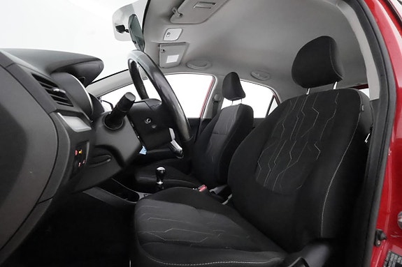 Kia Picanto 10 of 27