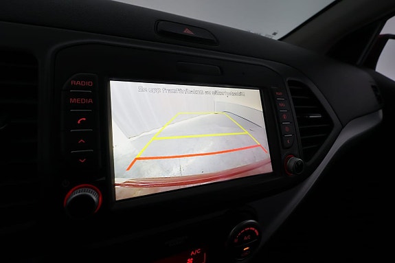 Kia Picanto 25 of 27