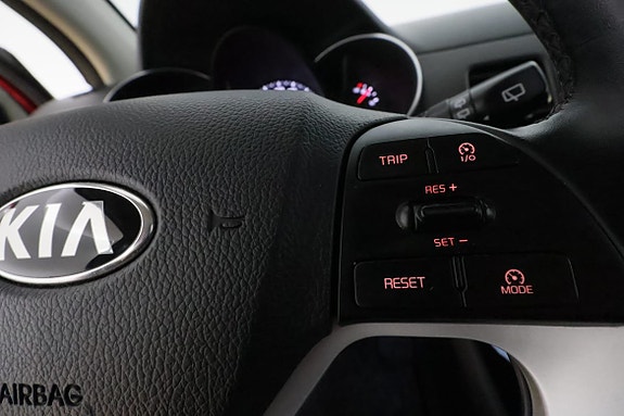 Kia Picanto 17 of 27